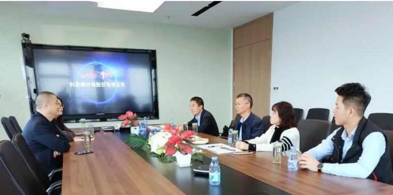 首页|NG大舞台,有梦你就来