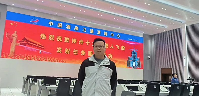 首页|NG大舞台,有梦你就来