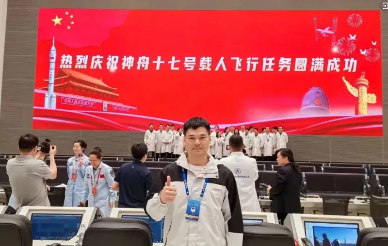 首页|NG大舞台,有梦你就来